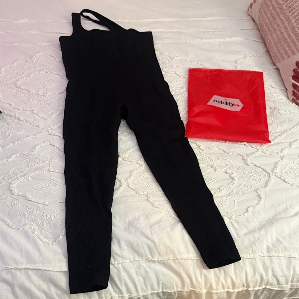 Black Ribbed One-Shoulder Jumpsuit - Picture 5 of 7